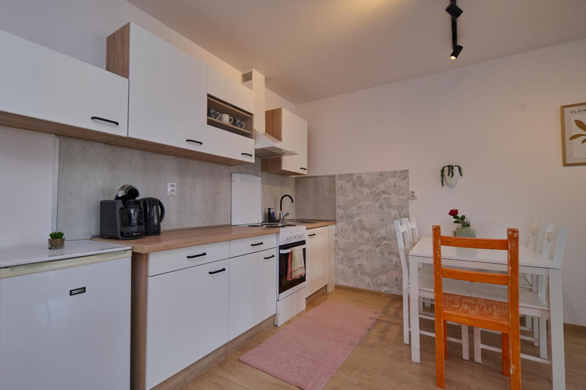 Central Apartments * Martin